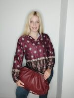 Τσάντα clutch μεγάλη με μεταλλικό κούμπωμα - Image 3
